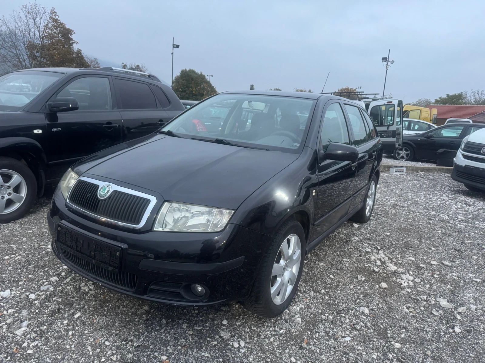 Skoda Fabia 1.4i KLIMA | Mobile.bg   1