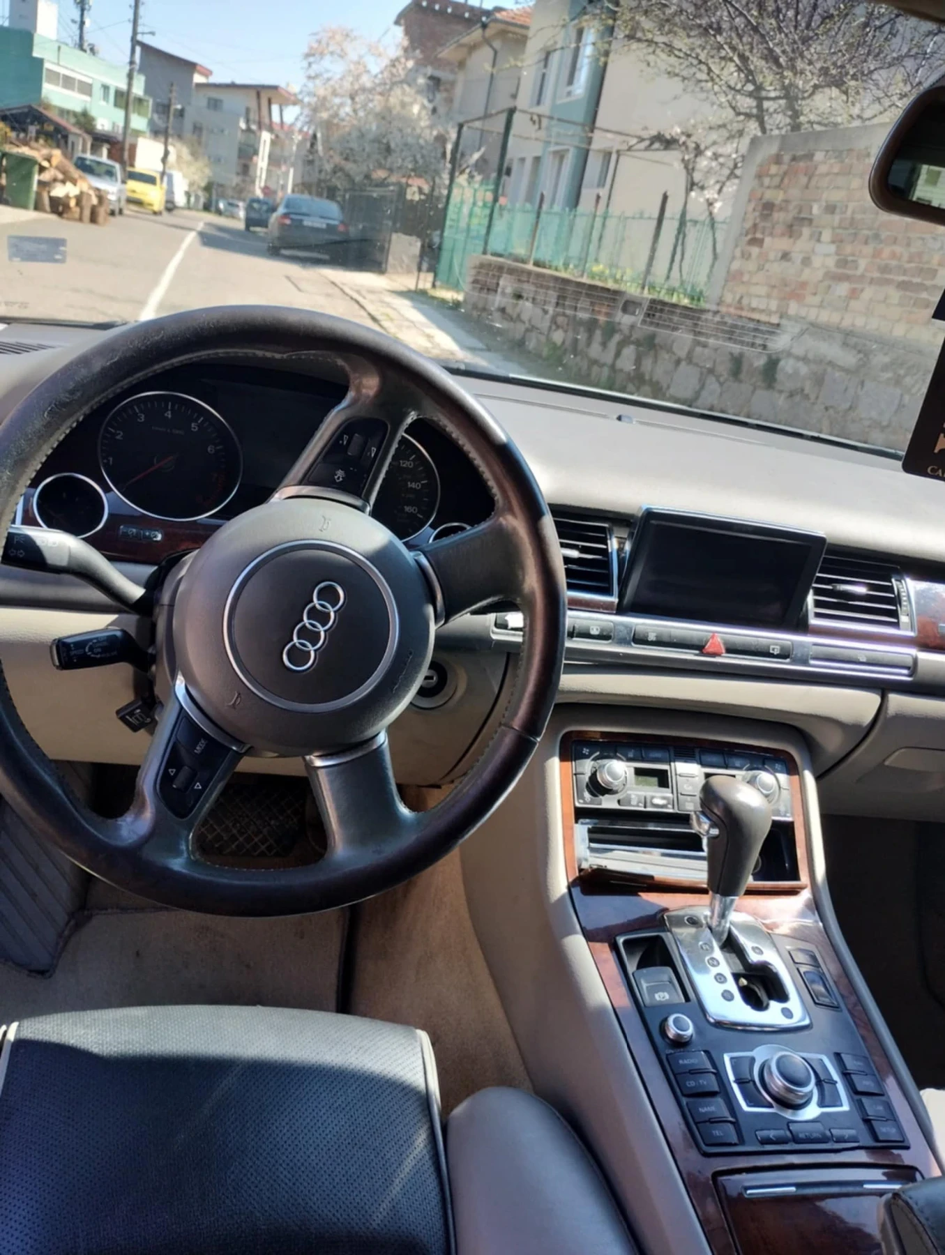 Audi A8  - изображение 5