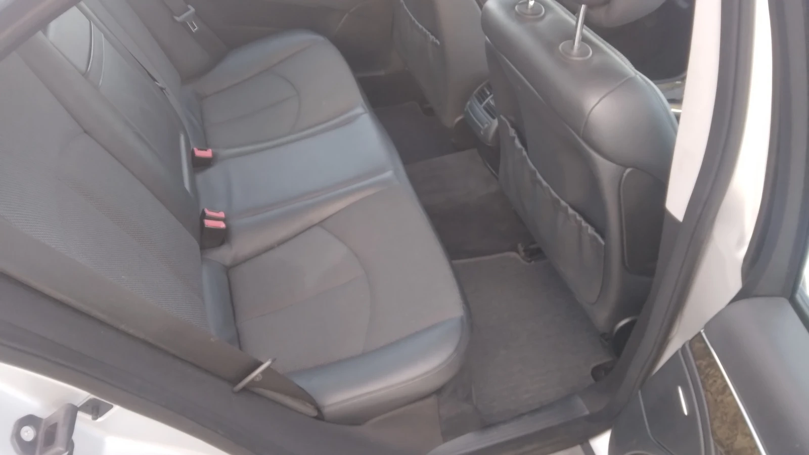 Mercedes-Benz E 220 Mercedes-Benz E-Klasse E 220 CDI Avantgarde - изображение 10
