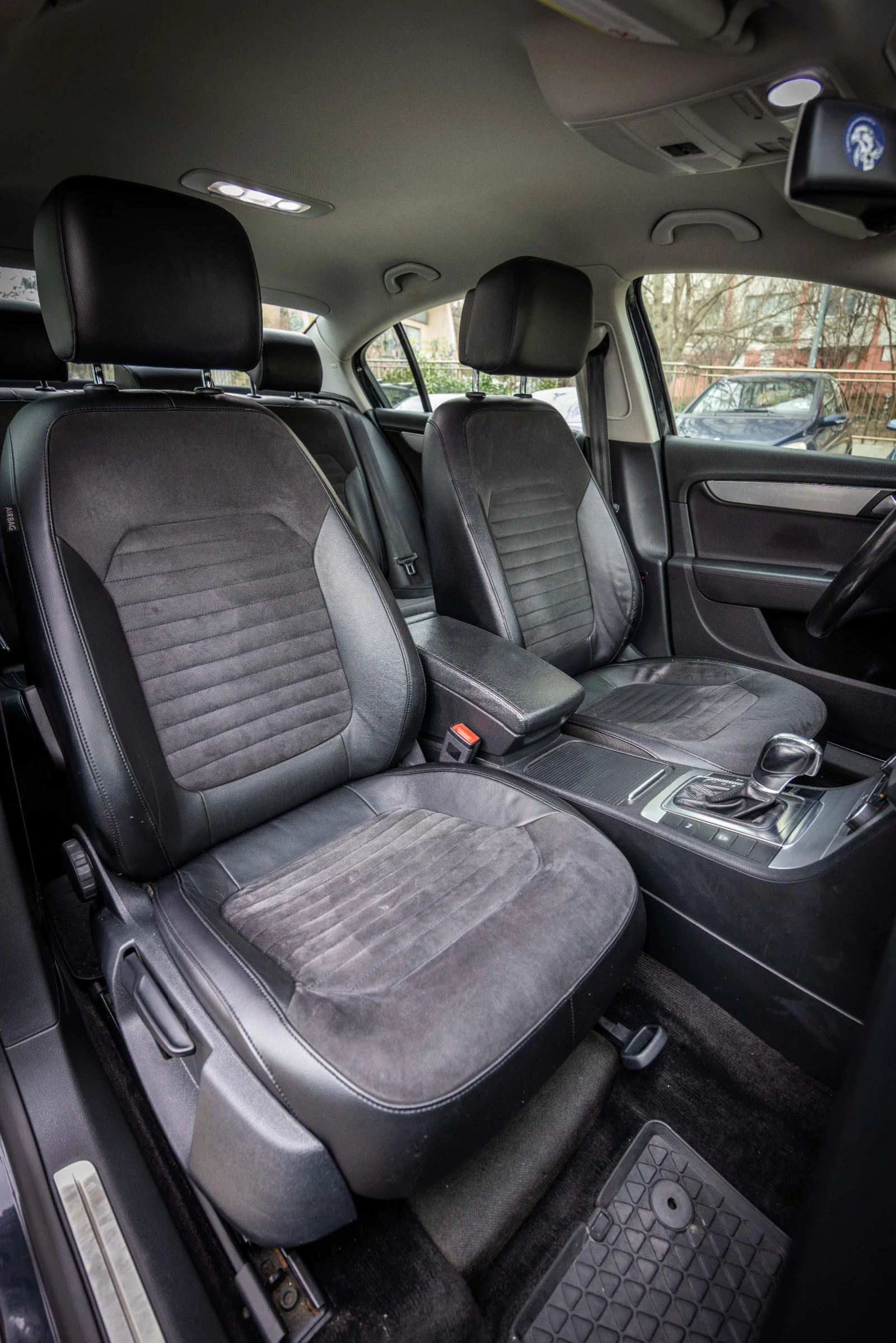 VW Passat Highline DSG ДОГОВАРЯНЕ, снимка 16 - Автомобили и джипове - 53623171