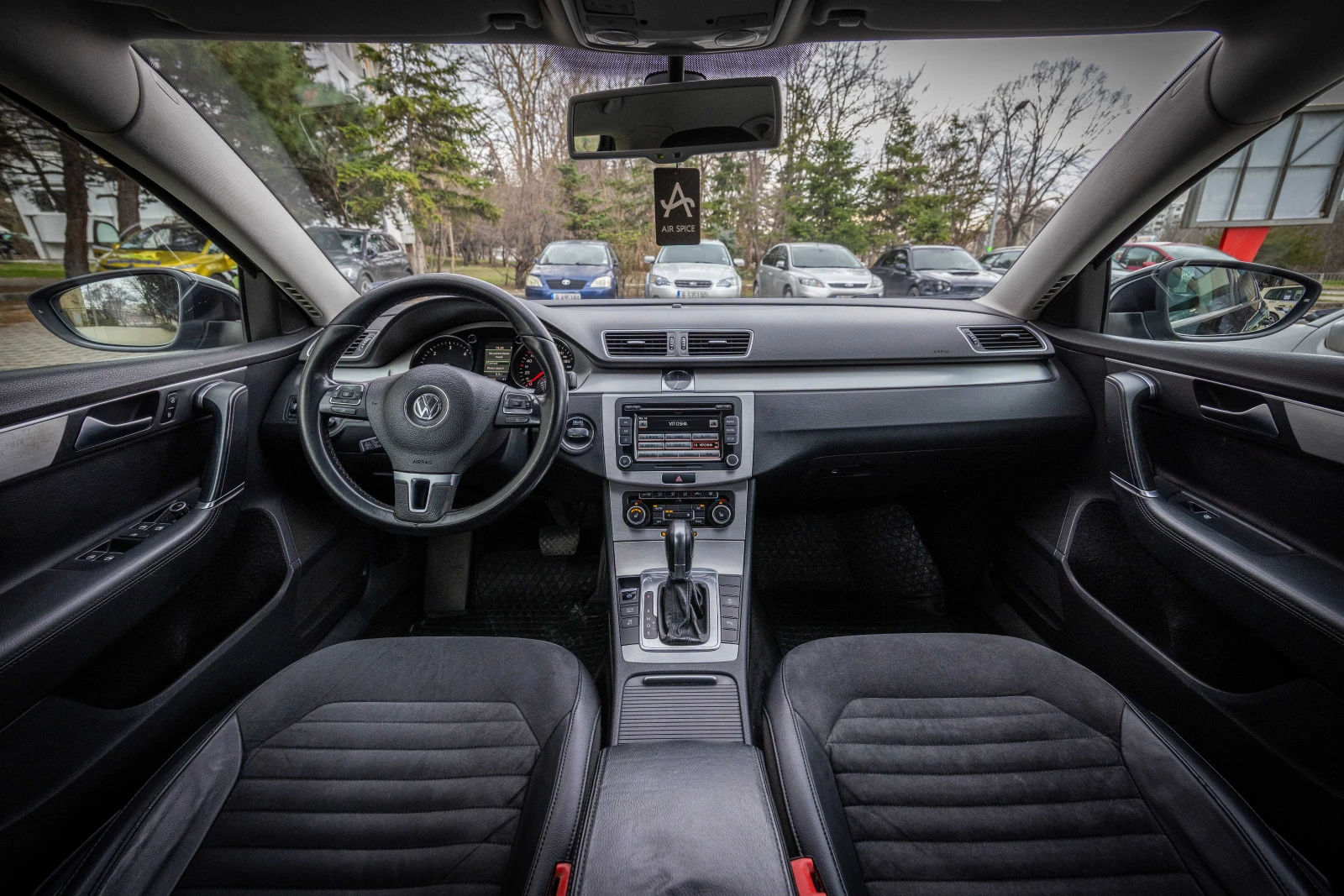 VW Passat Highline DSG ДОГОВАРЯНЕ, снимка 11 - Автомобили и джипове - 53623171