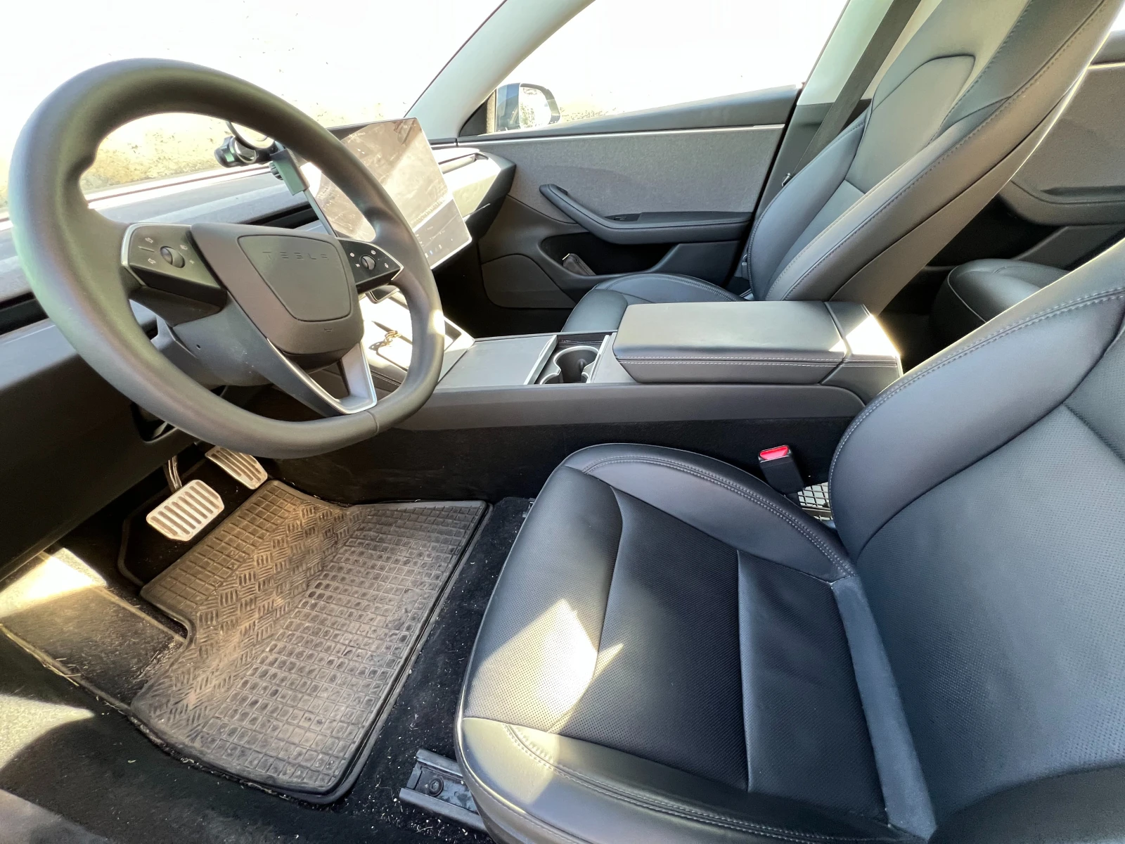 Tesla Model 3  Highland ГАРАНЦИЯ ДО 2032, снимка 8 - Автомобили и джипове - 53845039