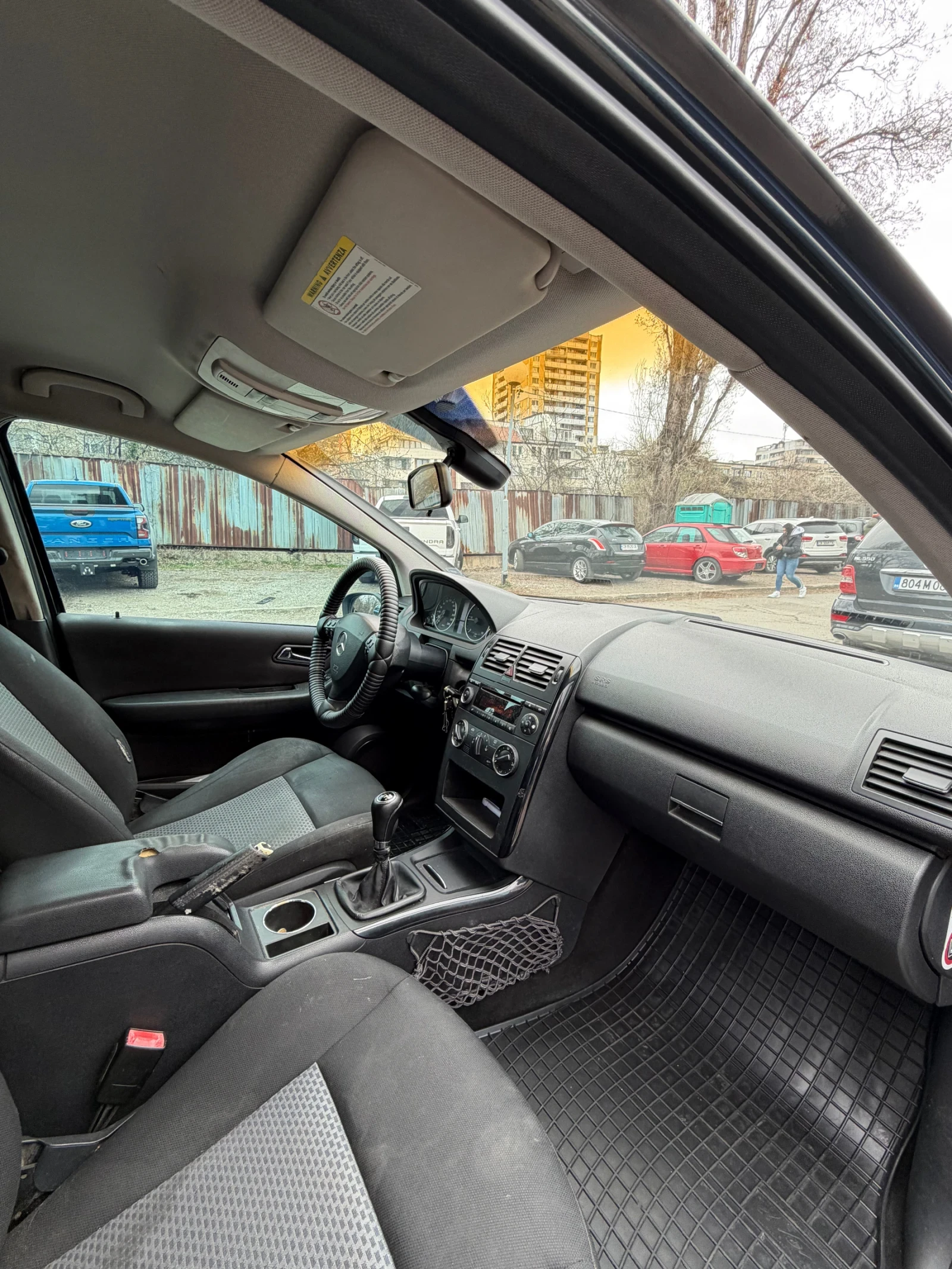 Mercedes-Benz A 180, снимка 4 - Автомобили и джипове - 53912131