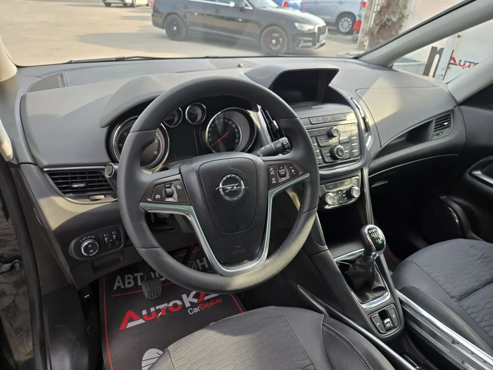Opel Zafira 2.0CDTI-131кс= 7МЕСТА= 6СК= НАВИ= АВТОПИЛОТ= ПАРК, снимка 8 - Автомобили и джипове - 54459480