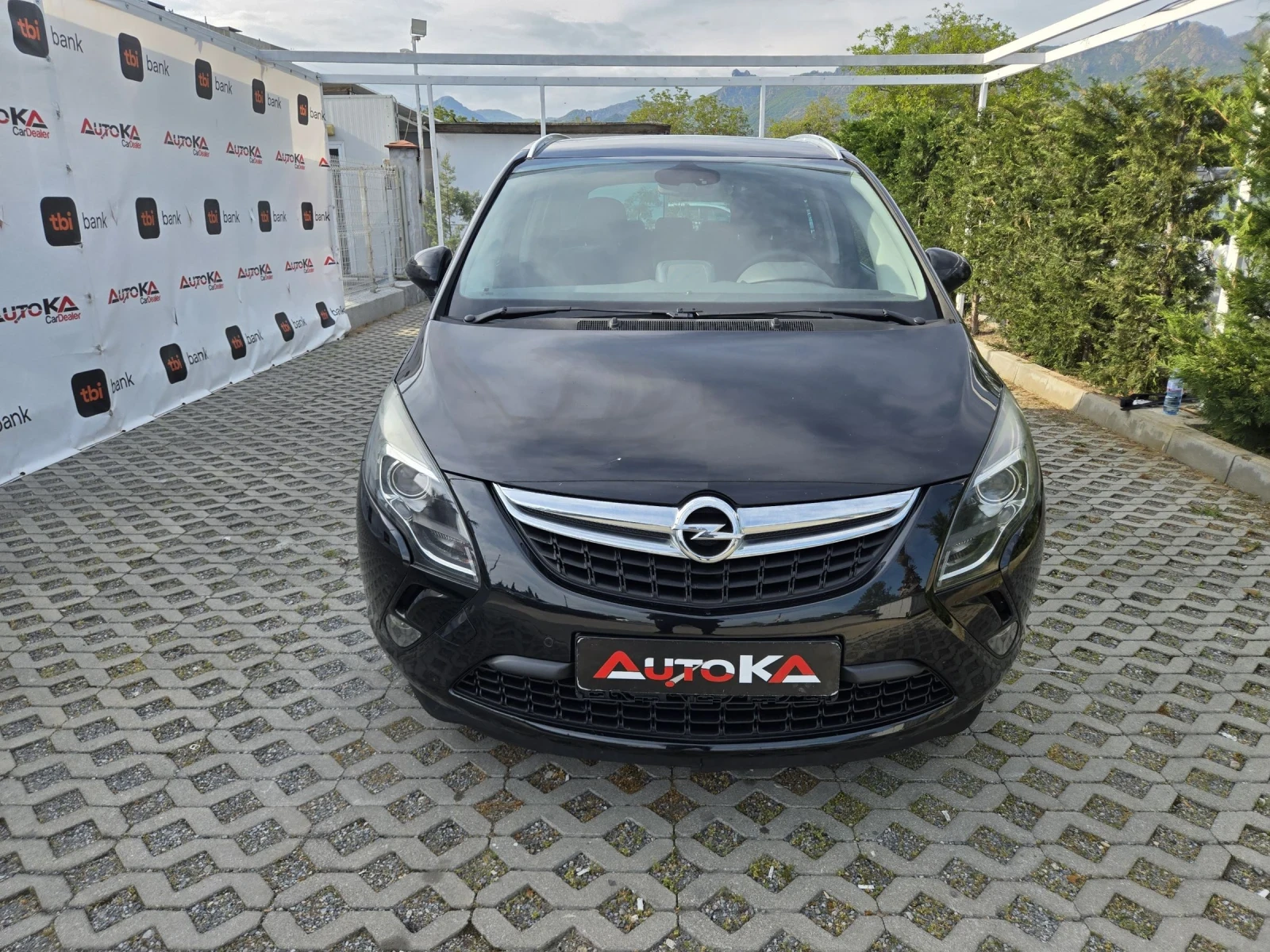Opel Zafira 2.0CDTI-131кс= 7МЕСТА= 6СК= НАВИ= АВТОПИЛОТ= ПАРК