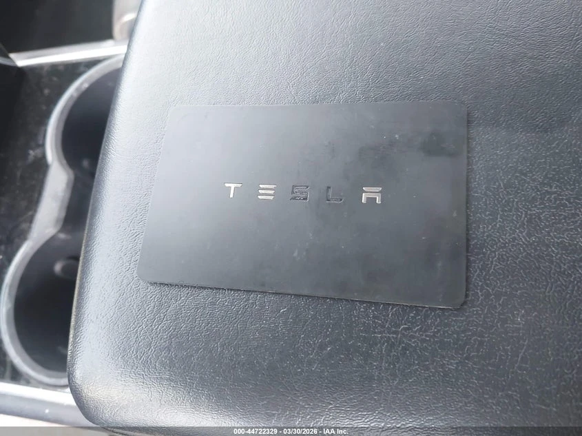 Tesla Model 3 Long Range/Mid Range, снимка 11 - Автомобили и джипове - 54544038