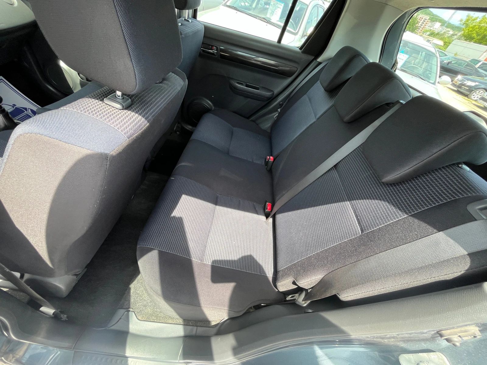 Suzuki Swift 1.3 БЕНЗИН 4Х4, снимка 8 - Автомобили и джипове - 54606863