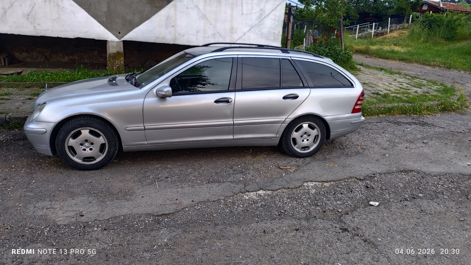 Mercedes-Benz C 200, снимка 3 - Автомобили и джипове - 54874702