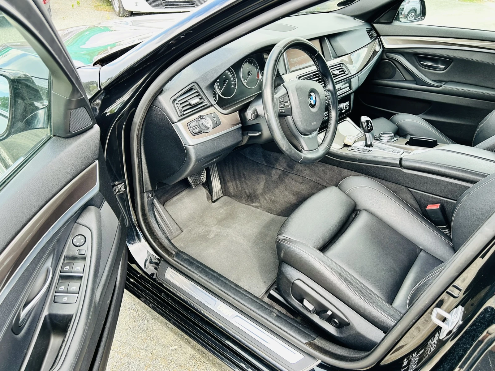 BMW 520 d* Modern* Face* Navi, снимка 9 - Автомобили и джипове - 55187601