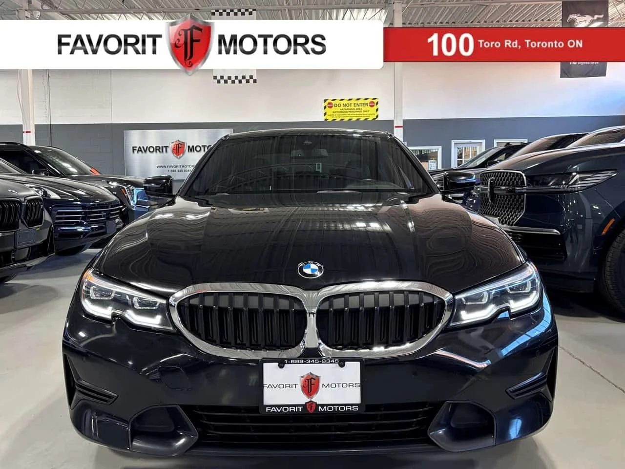 BMW 330 * 330i 330i xDrive| AWD| CLUSTERNAV| SUNROOF| BMWL, снимка 2 - Автомобили и джипове - 55546385