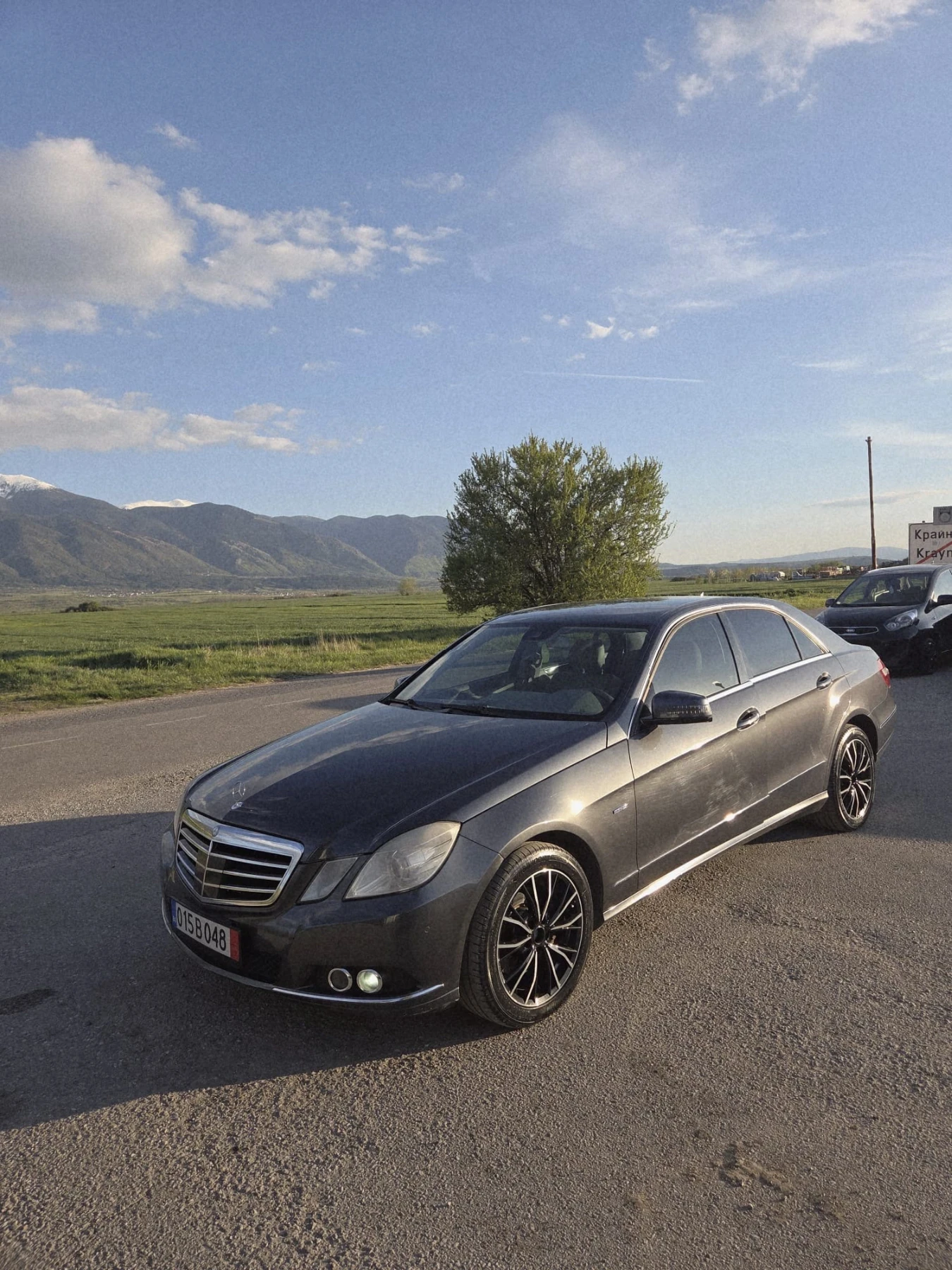 Mercedes-Benz E 250 2.5, снимка 5 - Автомобили и джипове - 55837503
