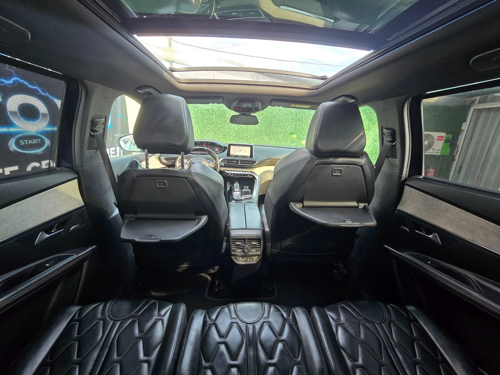 Peugeot 5008 2.0HDI* GT LINE * PANORAMA * 7 места , снимка 9 - Автомобили и джипове - 56254346