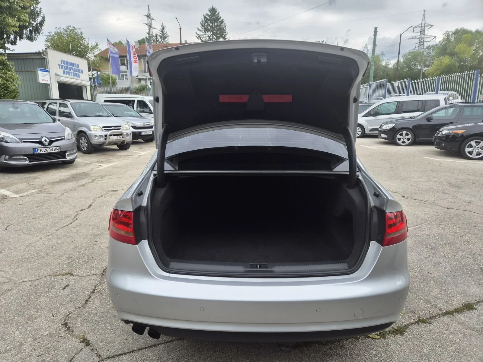 Audi A4 1.8 120к.с, снимка 2 - Автомобили и джипове - 56271645