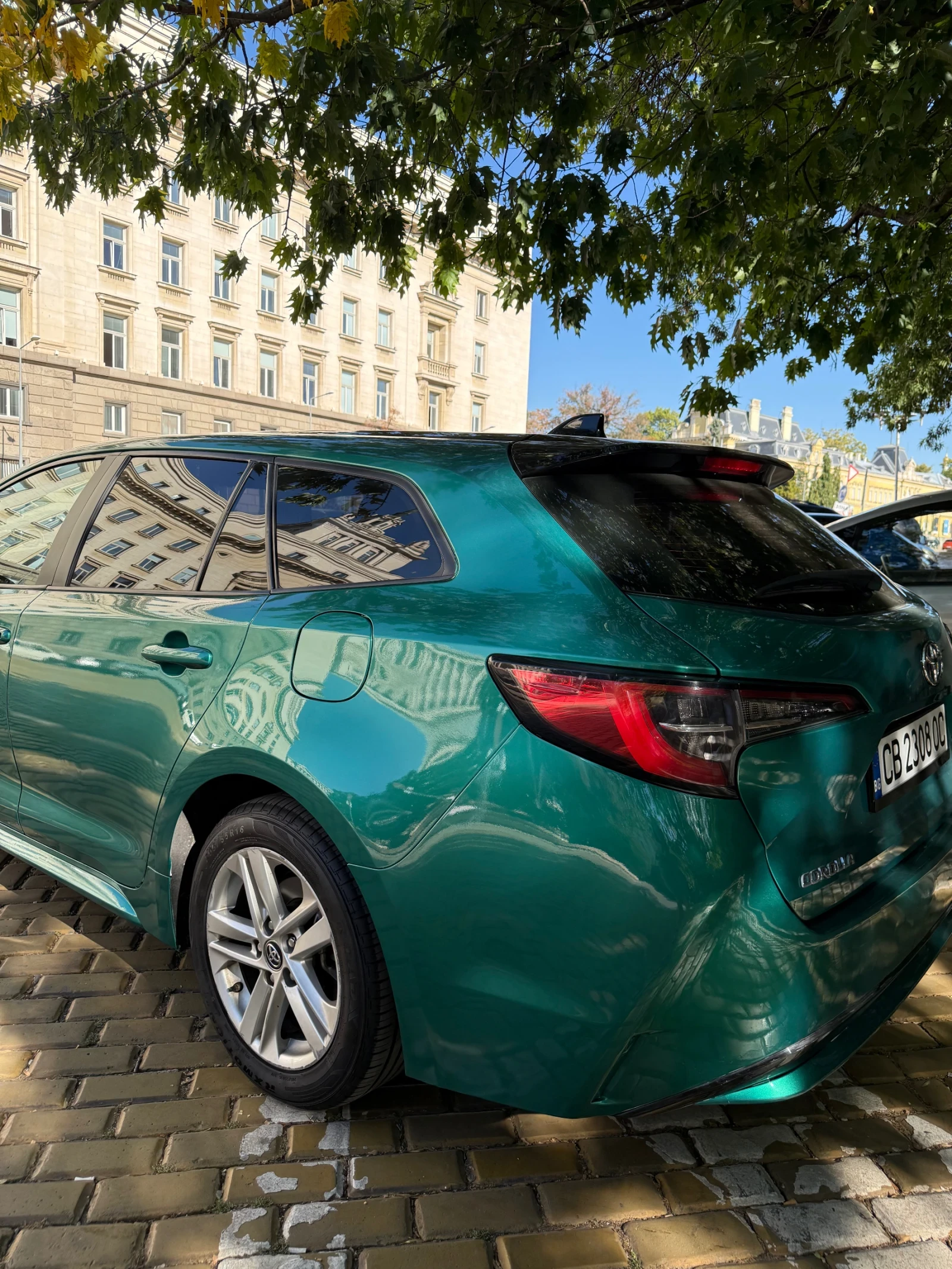 Toyota Corolla 1.8, снимка 9 - Автомобили и джипове - 56405093