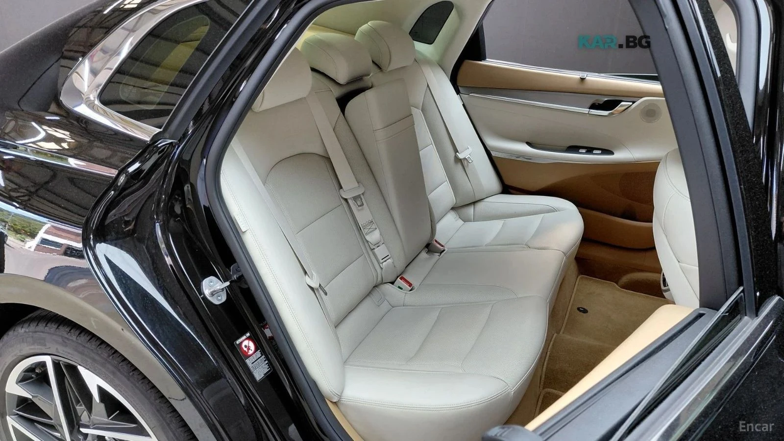 Hyundai Grandeur, снимка 16 - Автомобили и джипове - 56690071