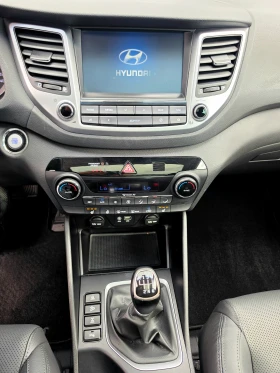 Hyundai Tucson 2.0D* 4×4* ПАНОРАМА* ПОДГРЕВ* КОЖА* ЕЛ.СЕДАЛК, снимка 12