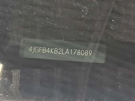 Mercedes-Benz GLE 350 * CARFAX * 2 КЛЮЧА * ДИСТРОНИК * ПАНОРАМА * , снимка 17
