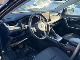 Toyota Rav4  XLE / CARFAX / CAMERA / ПОДГРЕВИ / PANO  | Auto.bg — изображение 5