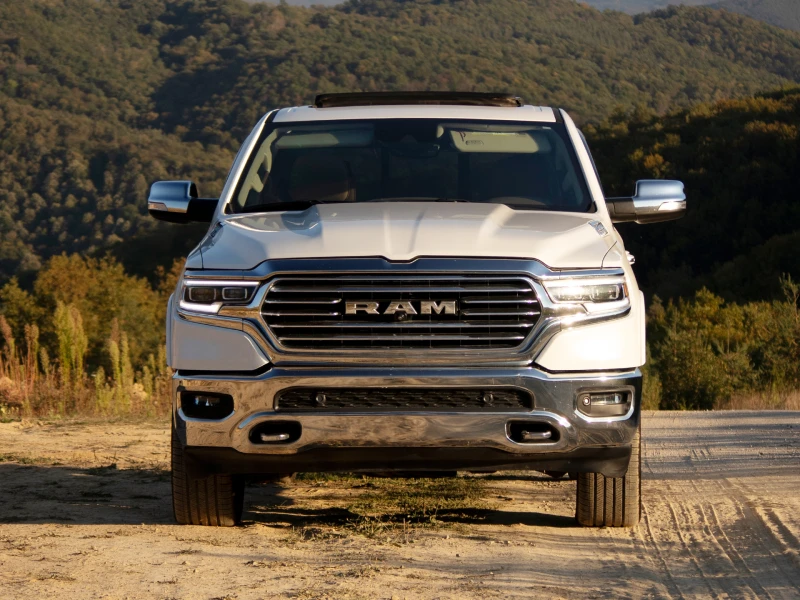 Dodge RAM 1500 5.7 eTorque LONGHORN + LPG, снимка 2 - Автомобили и джипове - 51911984