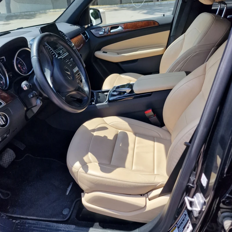 Mercedes-Benz GLE 550e, снимка 10 - Автомобили и джипове - 52895151
