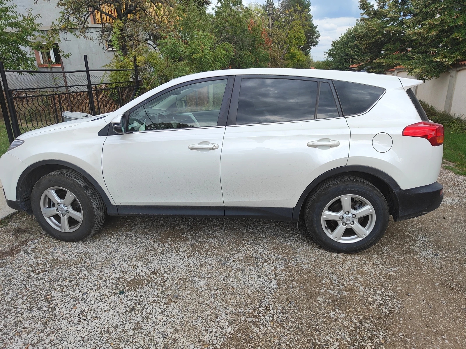 Toyota Rav4 AWD, Автоматик, ГАРАНЦИЯ, Swisstrend - изображение 2