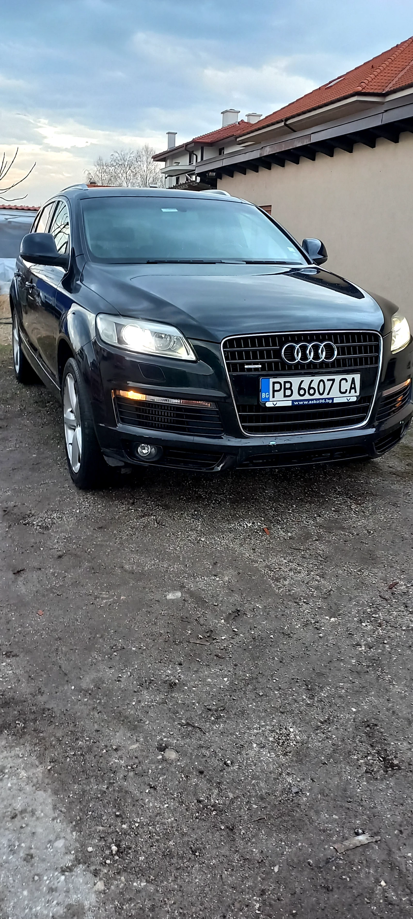 Audi Q7 3.0 - изображение 2