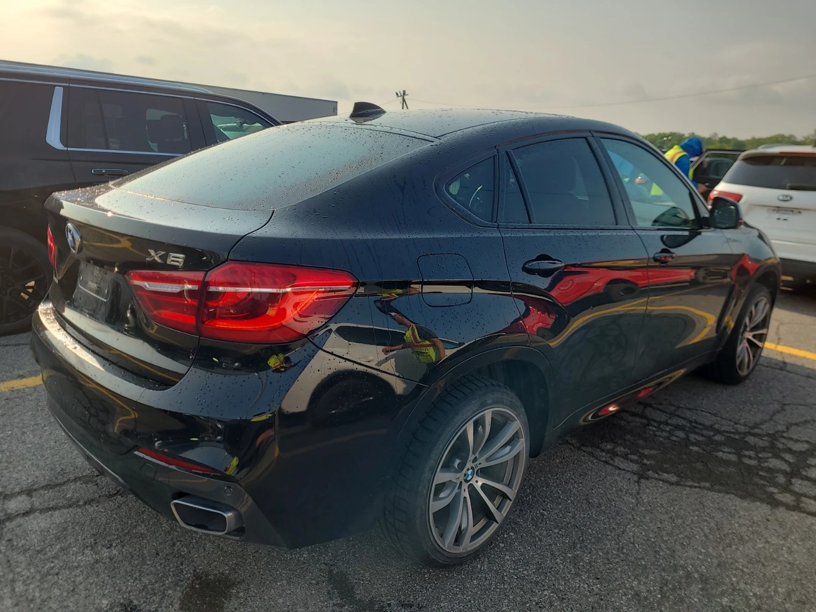 BMW X6 * XDRIVE35I * PANORAMA * CARFAX * АВТОКРЕДИТ - изображение 3