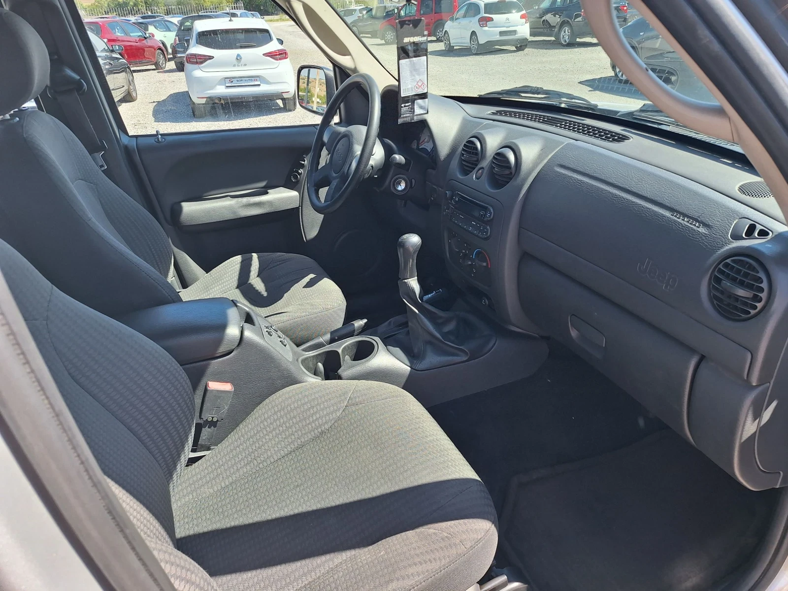 Jeep Cherokee 2.5CRD - изображение 10