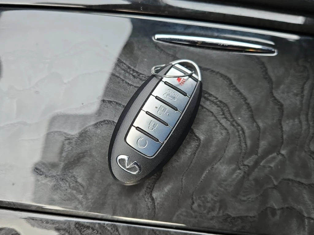 Infiniti QX80 * PROACTIVE * CARFAX * БЕЗ ПЪРВОНАЧАЛНА ВНОСКА - изображение 8