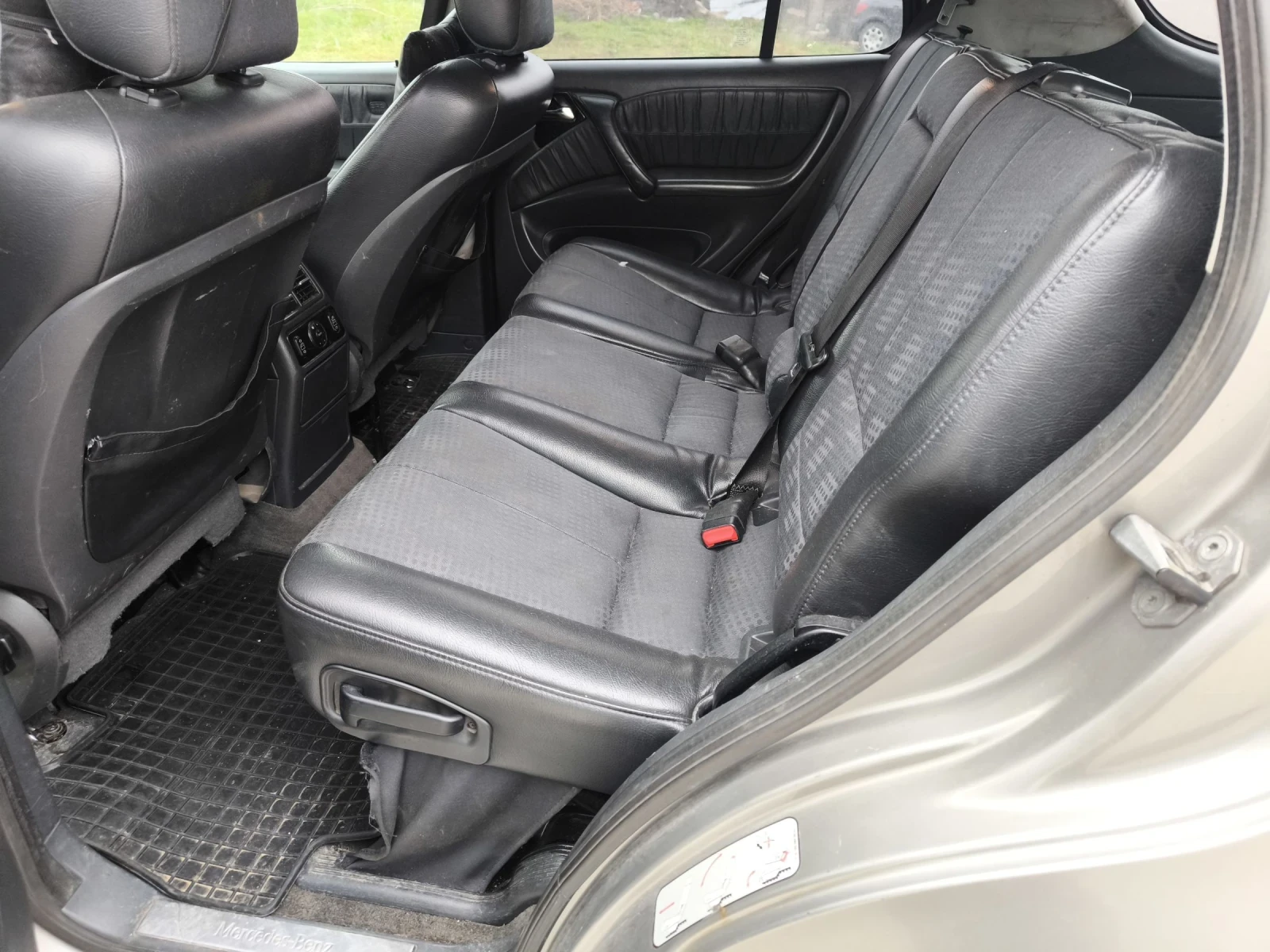 Mercedes-Benz ML 270 Final Edition , снимка 10 - Автомобили и джипове - 53905015