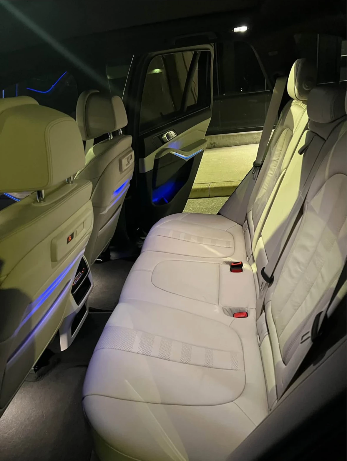 BMW X5 40i * BUY NOW * 360 CAM * SOFT CLOSE * H/K * , снимка 7 - Автомобили и джипове - 54117131