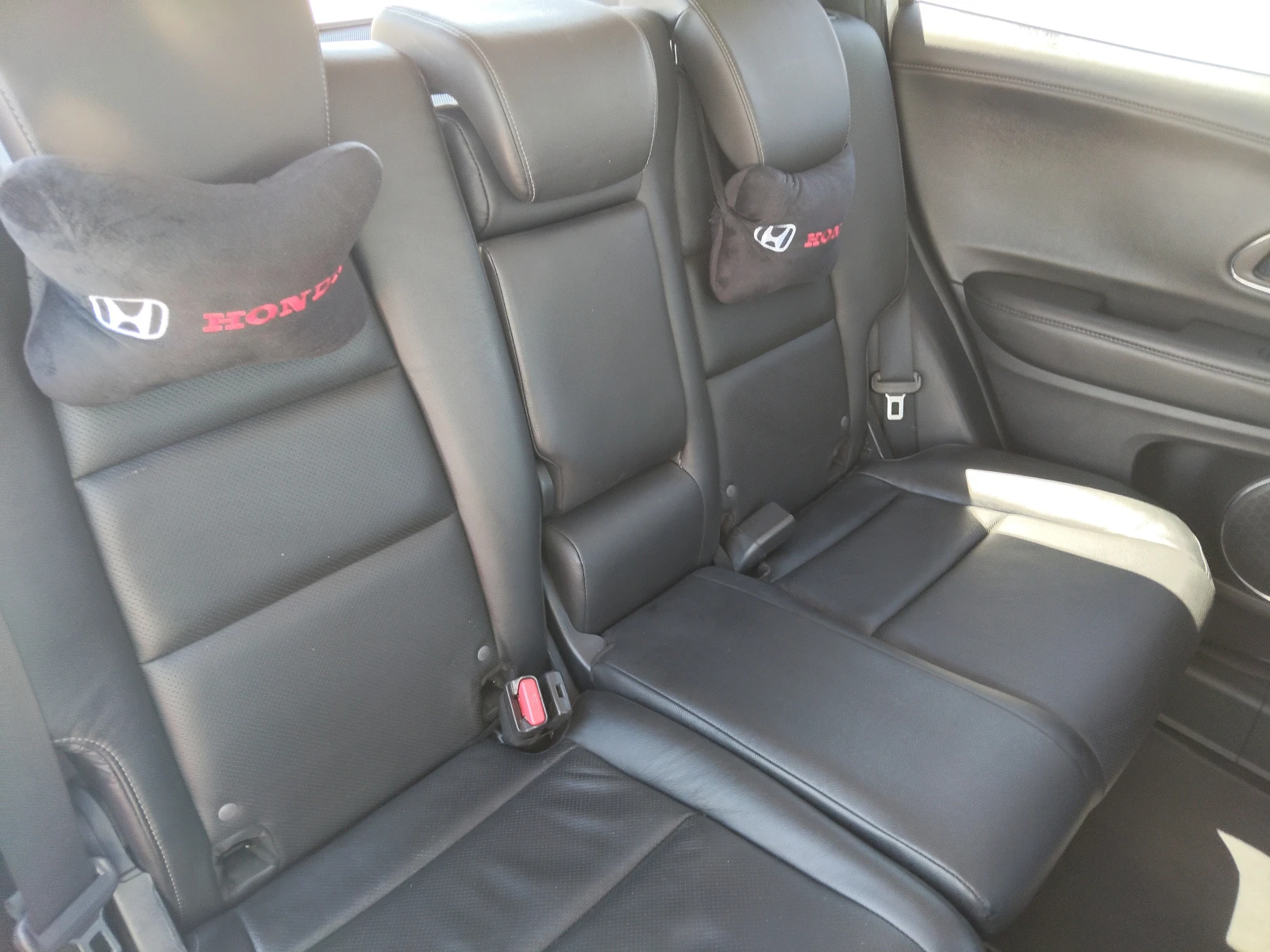 Honda Hr-v 1.8, снимка 13 - Автомобили и джипове - 54414558