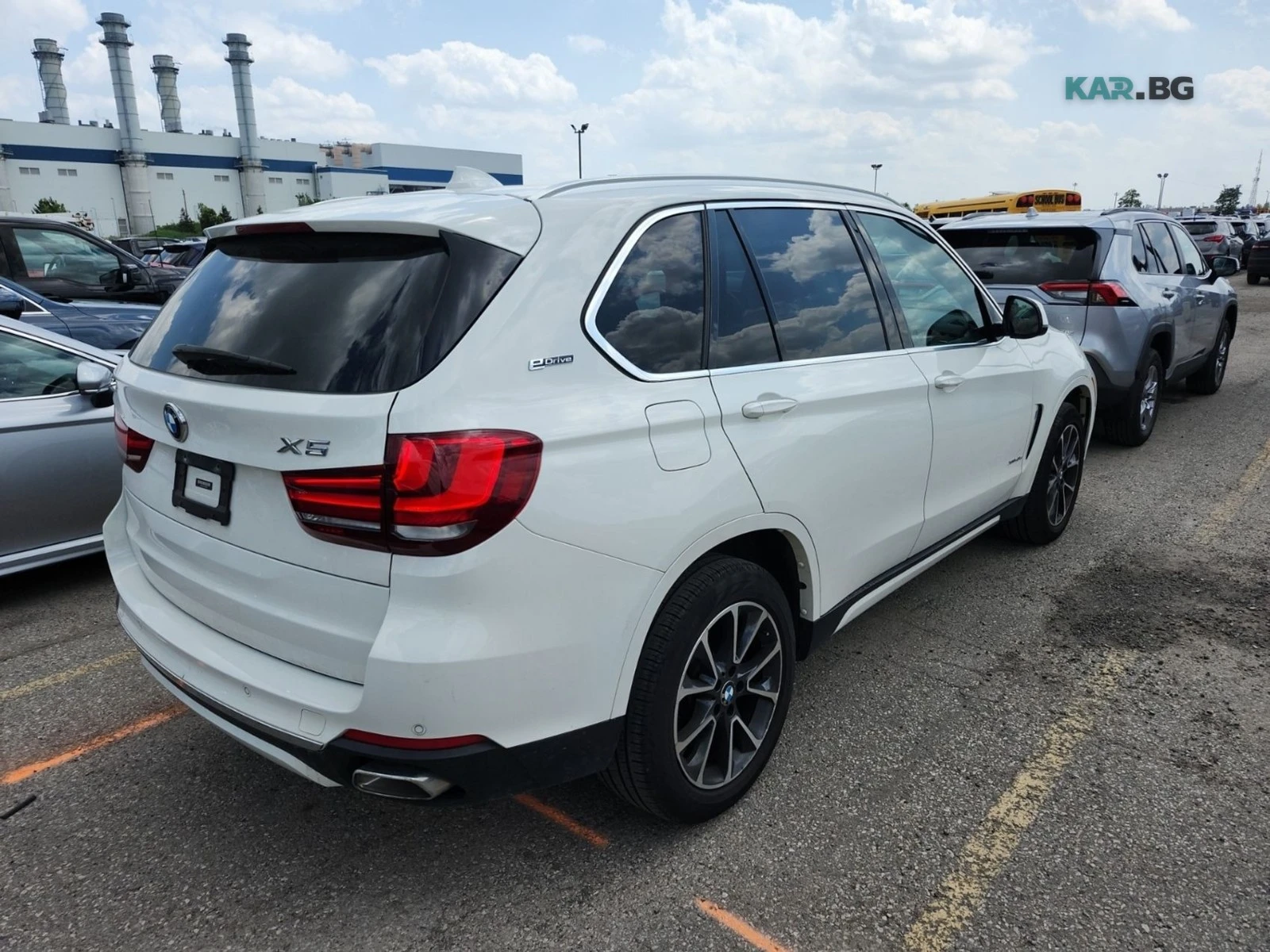 BMW X5 xDrive40E * PANORAMA *  AвтоКредит * (ЦЕНА ДО БГ), снимка 3 - Автомобили и джипове - 55175878