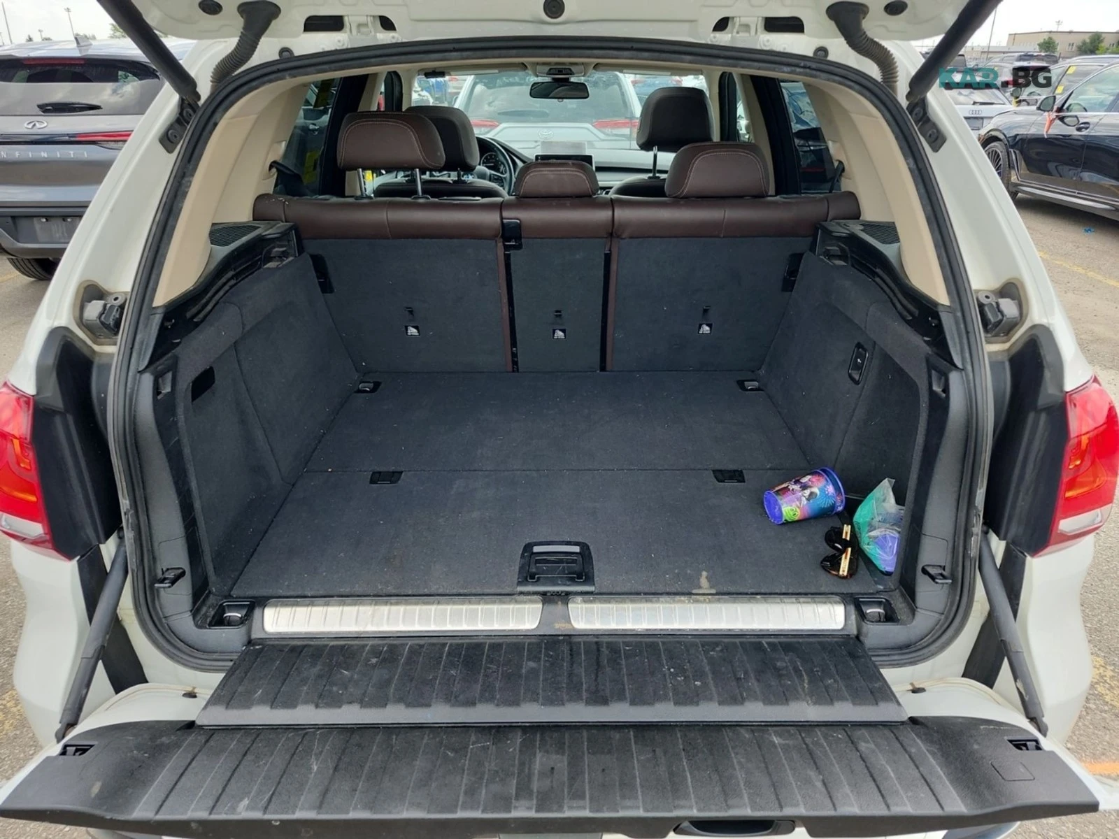 BMW X5 xDrive40E * PANORAMA *  AвтоКредит * (ЦЕНА ДО БГ), снимка 14 - Автомобили и джипове - 55175878
