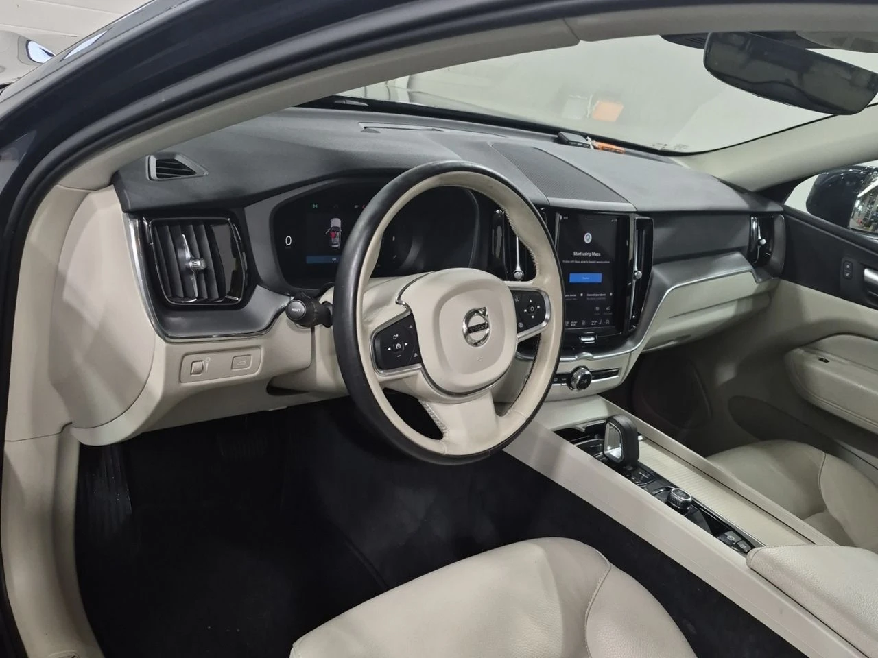 Volvo XC60 MOMENTUM, снимка 10 - Автомобили и джипове - 55729186