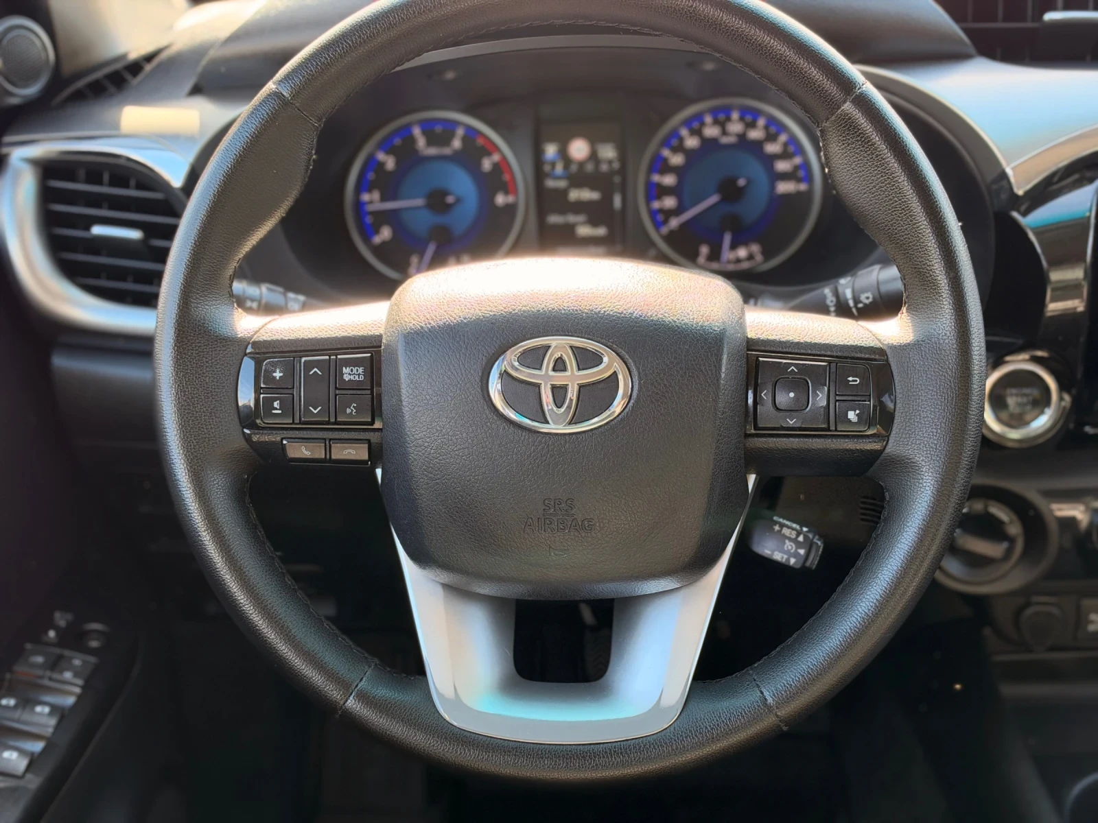 Toyota Hilux ��� ���������/������� �������� | Mobile.bg � ����������� 16