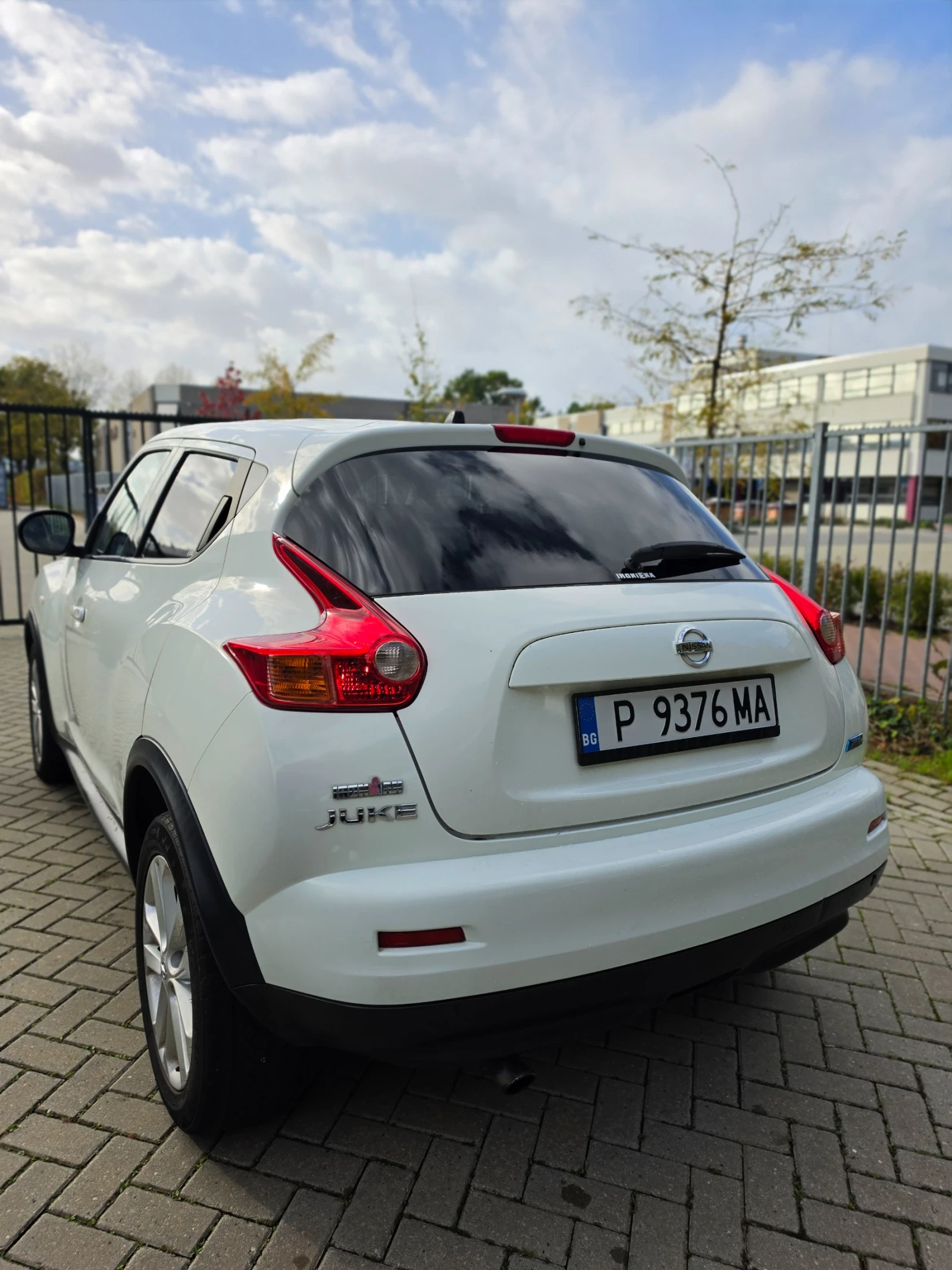 Nissan Juke, снимка 8 - Автомобили и джипове - 56661722