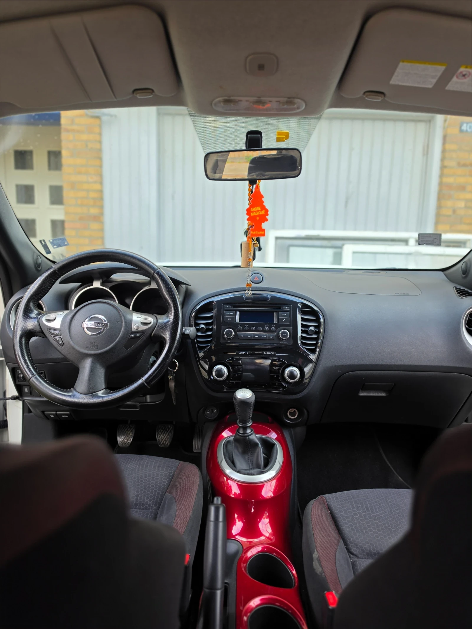 Nissan Juke, снимка 14 - Автомобили и джипове - 56661722