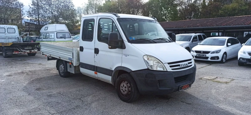 Iveco Daily 2.3D double cab, снимка 3 - Бусове и автобуси - 47526350