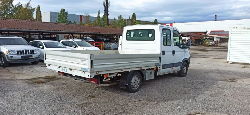 Iveco Daily 2.3D double cab, снимка 5 - Бусове и автобуси - 47526350