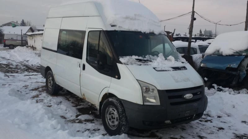 Ford Transit 2.4tdci/на части, снимка 2 - Бусове и автобуси - 13343913