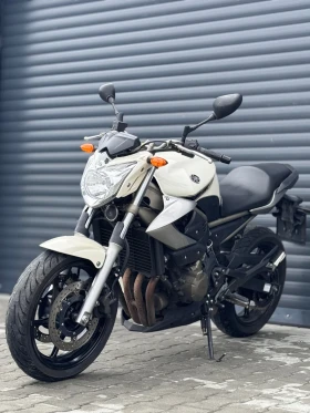Yamaha XJ6 White edition