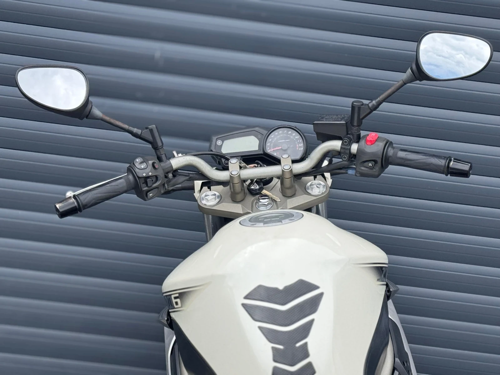 Yamaha XJ6 White edition - изображение 6