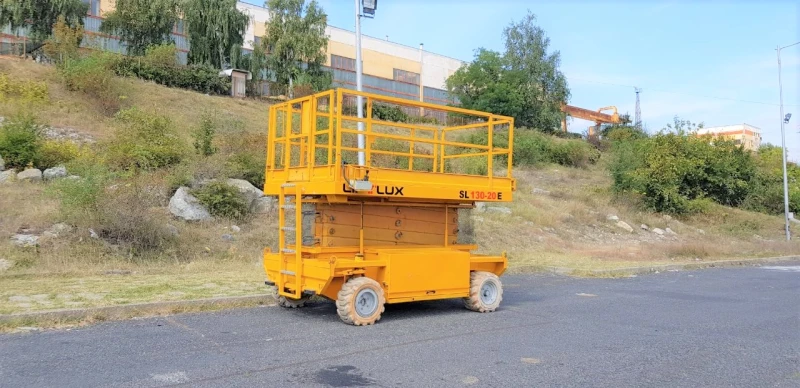 Автовишка Друга марка Liftlux SL 130-20E, снимка 2 - Индустриална техника - 49269922