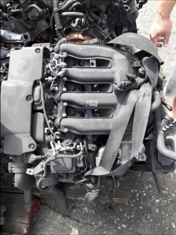 Двигател за BMW 320, снимка 1 - Части - 18131401