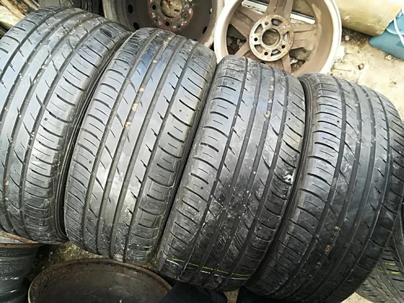 Гуми Летни 225/55R16, снимка 2 - Гуми и джанти - 23687551