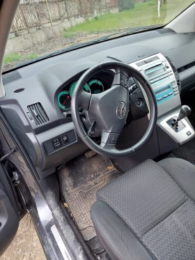 Toyota Corolla verso, снимка 1