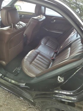 Mercedes-Benz E 300, снимка 3
