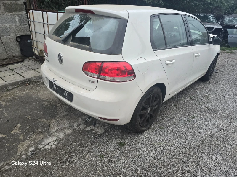 VW Golf 1.6TDI 105к, снимка 3 - Автомобили и джипове - 47344475