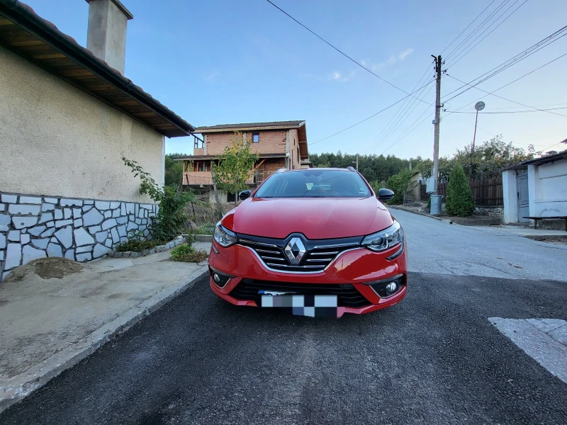 Renault Megane, снимка 1 - Автомобили и джипове - 47411581